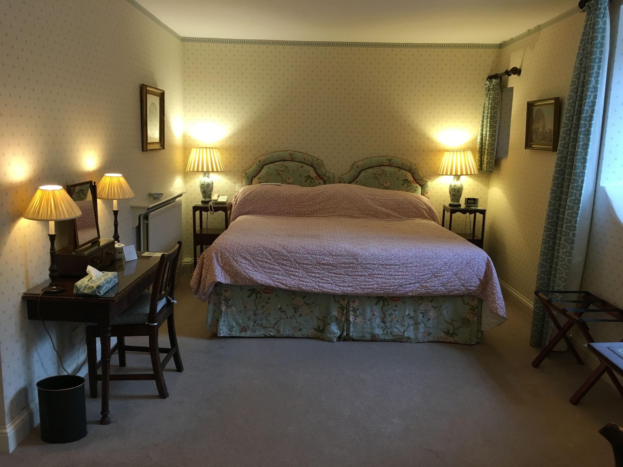 Bodysgallen Hall And Spa Лландидно Экстерьер фото